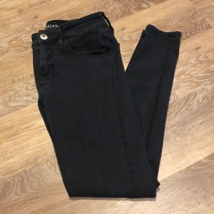Black High Rise Jeggings